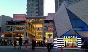Kuala lumpur prides itself as one of the leading cities in the world for shopping and tourism and is home to three of the world's 10 largest shopping malls. Shopping Malls In Kuala Lumpur Pavilion Kl Sgmytrips