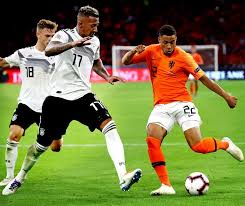 Het meest complete overzicht van voetbal in nederland. Danjuma Droomt Van Ek Maar In Belgie En Engeland Ben Ik Bekender Dan In Nederland Nederlands Voetbal Tubantia Nl
