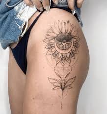 Noticeably, these designs are not made for guys. 50 Chic Sexy Hip Tattoos For Women Kickass Things