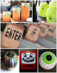 Make templates of the letters b, o, and another o on a piece of cardboard or paper. 50 Diy Halloween Decorations Homemade Halloween Decor