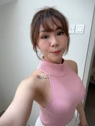 昨晚的笑话之一😂 I was chatting with a friend and asked him, 'When you're in a  relationship and you get fat, it's called “幸福肥,” but when you're not in a  relationship and still get