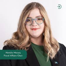 Chloe Botts's Instagram, Twitter & Facebook