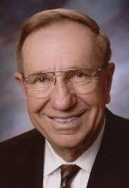 Jerry Geist's Instagram, Twitter & Facebook