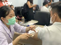 Giá bán vắc xin phòng vi rút corona là bao nhiêu? Uaoywhg0iz X M