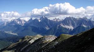Für ihren wanderurlaub bieten wir ihnen wandern, klettern und bergsteigen mit geprüften tirol bergführern für ihren bergurlaub im nationalpark hohe tauern. Osttirol 360 Austria Skyline Trail