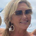 Joyce Lear's Instagram, Twitter & Facebook