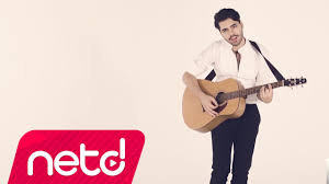 Emir Can Igrek Feat Yener Cevik Ah Bu Sarkilarin Gozu Kor Olsun Mp3 Indir Feat Yener Cevik Ah Bu Sarkilarin Gozu Kor Olsun Muzik Indir Dinle