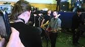 Foo fighters tour of fans garages. Foo Fighters Garage Tour Seattle Youtube