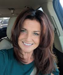 That car selfie after leaving the salon.... because best cut and color  ever!!!! Hair by Sherry.