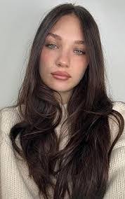 Maddie Bennett's Instagram, Twitter & Facebook