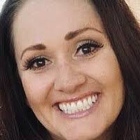 Beth Lindquist's Instagram, Twitter & Facebook