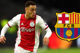 The latest football transfer news and breaking transfer rumours. Transfer News And Rumours Live Dest Set To Travel To Barca To Complete Deal Goal Com
