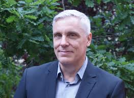 Erfahrener Journalist verstärkt Vorstand