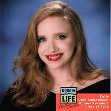 Katie Linder's Instagram, Twitter & Facebook