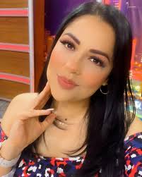 Mejor no te engañes ya dejen de mandar mensaje con sus tonterías que dicen