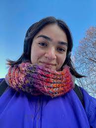 Laura Symes's Instagram, Twitter & Facebook