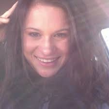 Danielle Schaefer (@ElleSchaefer)