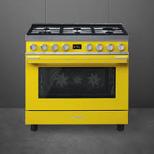 Ahorrarás en tu factura de la luz gracias a su clasificación energética a. Comprar Cocina Smeg Cpf9gmyw Portofino Amarilla Funnatic Es