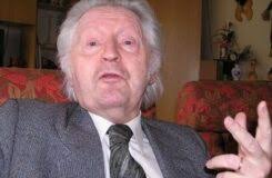 Bratislava: Ján Valach v Redutě