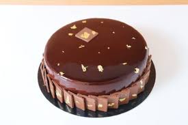 Entremets Chocolat Genoises Imbibees Mousse Au Chocolat Et Glacage Miroir Recette Olivia Patisse Mousse Au Chocolat Chocolat Gateau Mousse Chocolat