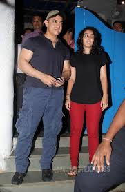 Daddy S Day Out Aamir Khan Enjoys Dinner With Daughter Ira Aamir Khan Bollywood Celebrities Bollywood Actors