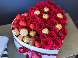 Heart boxes for flowers and strawberries. Heart Shaped Box With Roses And Sweets By Luxury Flowers Miami