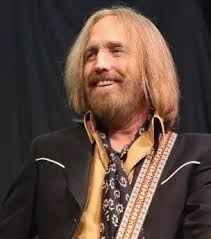 Remembering Tom Petty's Heavenly 75th birthday today Oct 20th 1950. Left us  Oct 2nd 2017 😢 RIP