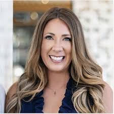 Sara Bos's Instagram, Twitter & Facebook