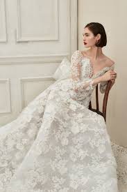 Oscar De La Renta Bridal Fall 2019 Fashion Show Wedding Dress Sleeves Wedding Dress Long Sleeve Bridal Dresses