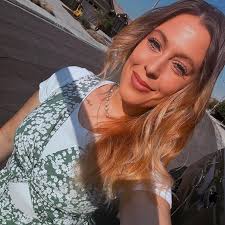 Gianna Woods en personas