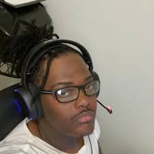 Nikolas Hudson 𓃵 (Nikolas_1215@)