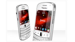 You can easily unlock or factory reset your blackberry android mobile phone for free. Leaked Os 7 0 0 585 For Blackberry Bold 9900 7 1 0 54 For Torch 9810 Mobilesyrup