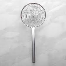 Maybe you would like to learn more about one of these? Williams Sonoma Signature Stainless Steel Spider Strainer Williams Sonoma