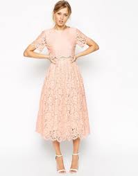 15 may, 2021 11:01:30 bst. Asos Petite Lace Crop Top Midi Prom Dress Liyanah