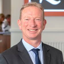 Stuart Reynolds announces retirement after 17 years' service