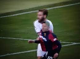 Caso de rossi e lapadula analizzato al var dal sig. Le Immagini Del Fallo Di De Rossi Su Lapadula