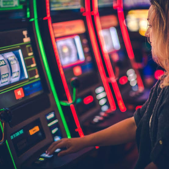 Are Slot Machines Actually Random? : Ivy Casino