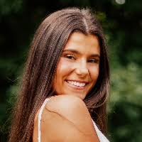 Brianna Whipple's Instagram, Twitter & Facebook