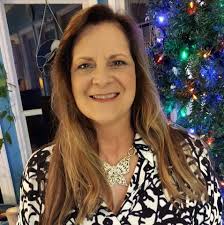 Will a Chinese goose help defend mallard ducks and khaki campbells from a  fox?