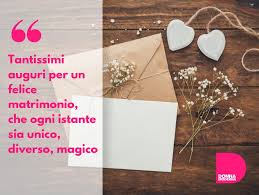 Pensate a tutte le emozioni che vivrete nel giorno della celebrazione, alla commozione che proverete quando i vostri cari amici si prometteranno amore eterno, che. Auguri Matrimonio Originali Frasi Per Promesse E Nozze Donna Moderna