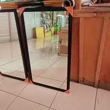 Cermin cembung kaca tikungan jalan description convex mirror atau cermin tikungan (cermin lalu lintas) adalah perlengkapan lalu lintas yang berfungsi. Jual Kaca Cermin Ukuran 45x80 Kota Magelang Karyateguh Tokopedia