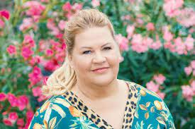 Ilka Bessin Cindy Aus Marzahn Ihr Vermogen Im Jahr 2021 Promis Let S Dance Schmetterlinge Im Bauch