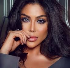 Lavender Gray by Bella #bellacontactlenseslebanon #danikamelmakeupartist