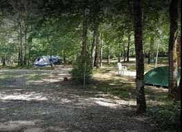 Trouvez le camping idéal pour partir à la découverte de la dordogne et du périgord ! Camping Moto Dordogne Lesen Sie Bewertungen