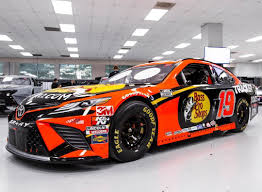 1976 cale yarborough (x)(4) the cup championship in that season) the last time a driver win five races in a row, was richard petty in 1971, the record is 10 by petty in 1967. 6 545 Likes 127 Comments Martin Truex Jr Martintruex Jr On Instagram Nascar All Star Race Tonight Tune In At 8 30 Pm Et On Fs1 Bassproshops Teamtoyot