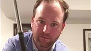 Former GMGC pro Ben Egan helps the stifled golfer