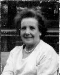 Patrick Mcloone's Instagram, Twitter & Facebook