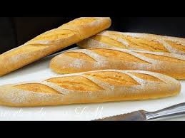 Pan Frances O Baguette Con Harina Comun Barras De Pan Con Todos Los Trucos Easy Homemade Bread Youtube In 2021 Bread Baguette Pan