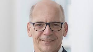 Leiter Treasury geht in den Ruhestand