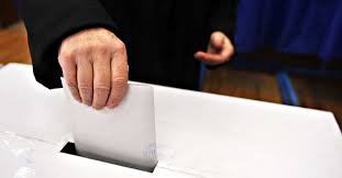 El sufragio (del latín suffragium) es el derecho político y constitucional a votar a los cargos públicos electos. Sufragio Y Contexto Politico Electoral Desde La Perspectiva Laboral